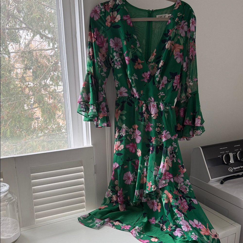 Eliza J Vibrant Green Floral Long Sleeve Dress